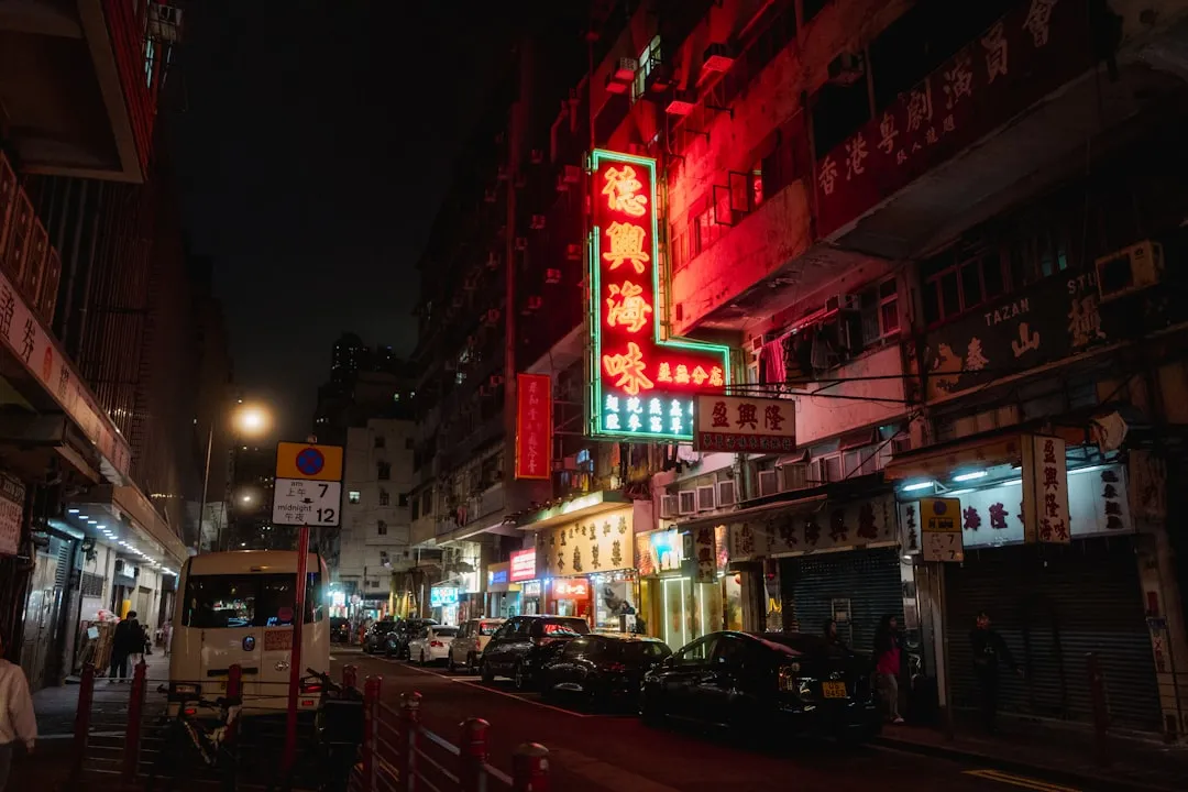 地感线圈与车牌识别技术对比:停车场管理系统车辆检测方案的选型参考正文配图 1